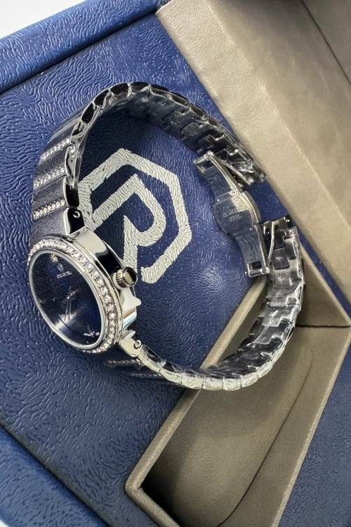 ساعت صفحه سورمه ای