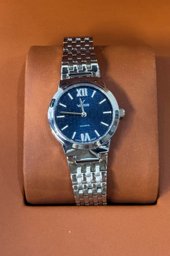 ساعت زنونه آبی