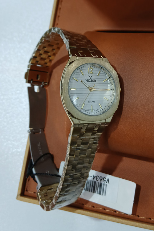 ساعت مجلسی زنانه