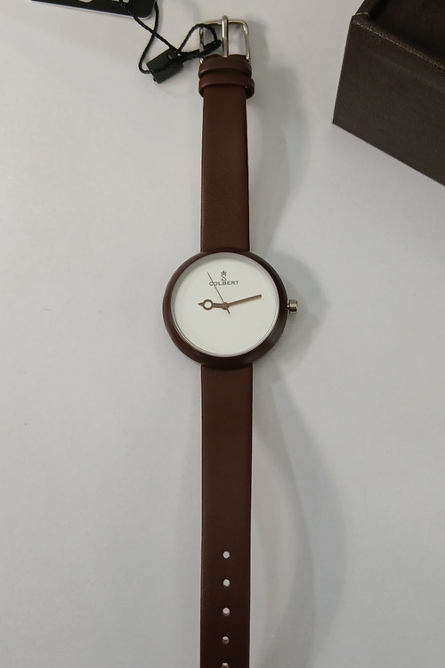 ساعت مچی صفحه ساده