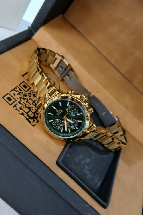 ساعت زنونه طلایی