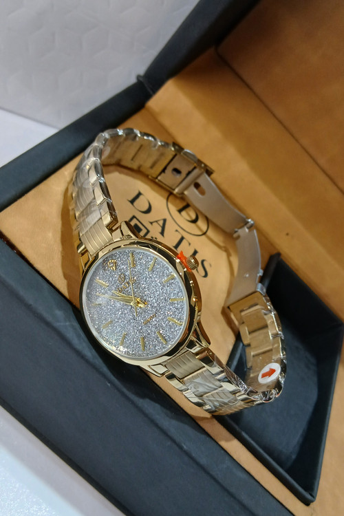 ساعت طلایی شامپاینی