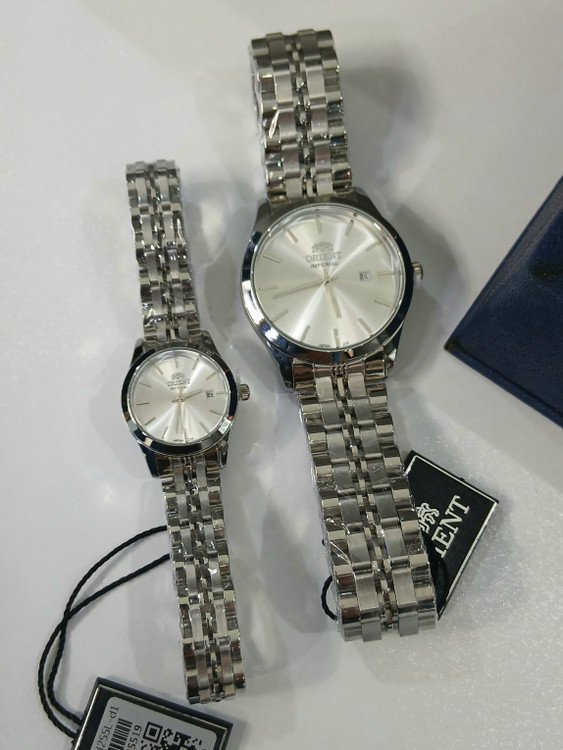 ساعت ست نقره ای