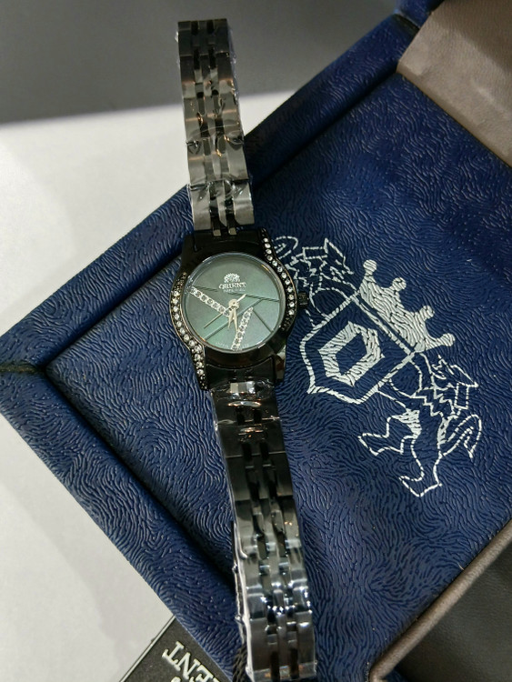 ساعت نگیندار