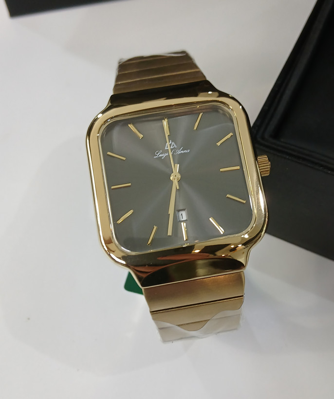 ساعت مردانه طلایی