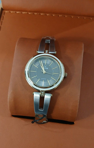 ساعت زنانه سیلور طلایی