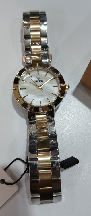 ساعت صفحه سفید