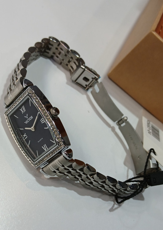 ساعت چهارگوش