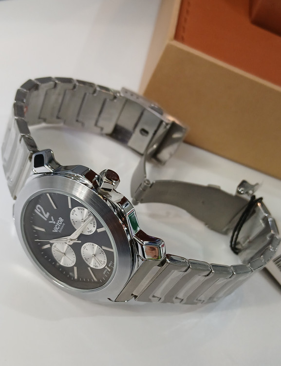 ساعت فول دیت