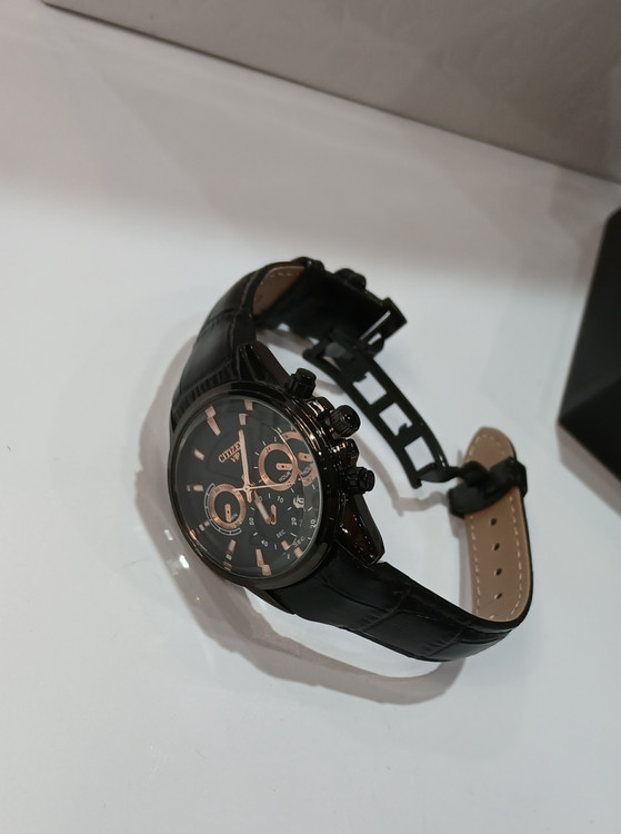 ساعت مشکی چرمی