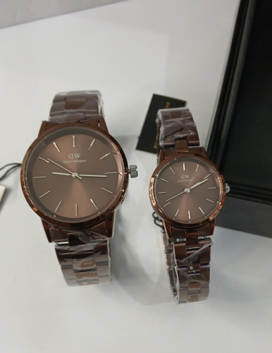 ساعت بند فلزی