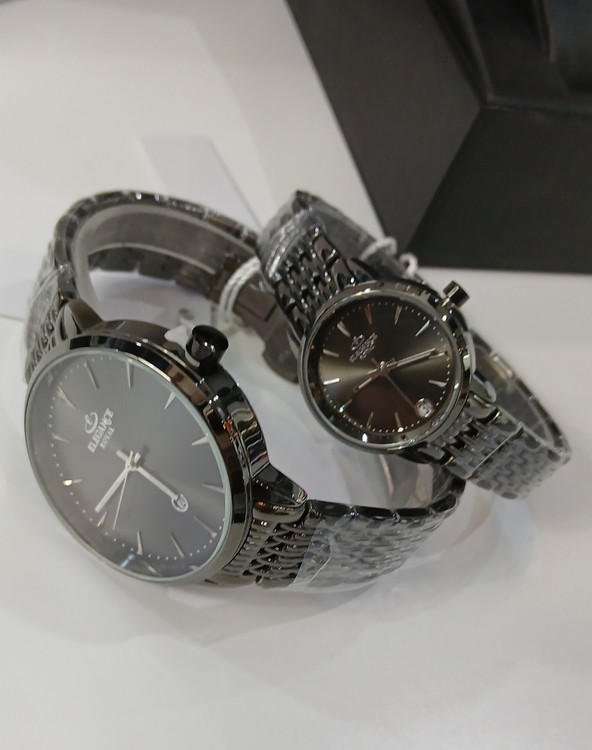 ساعت ست مشکی