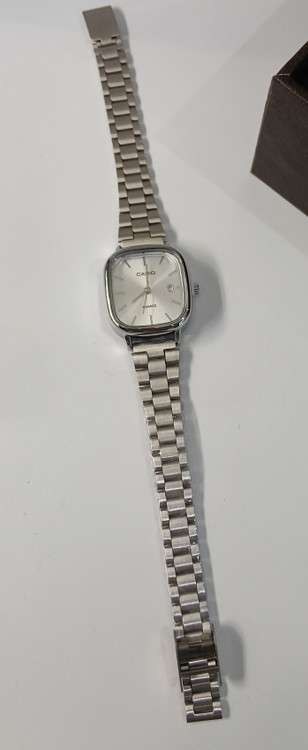 ساعت اولد مانی