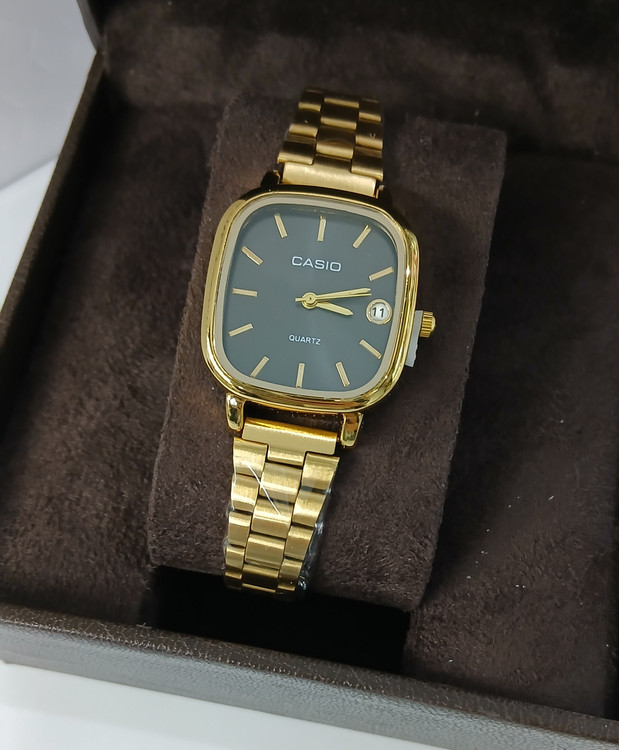 ساعت رنگ ثابت