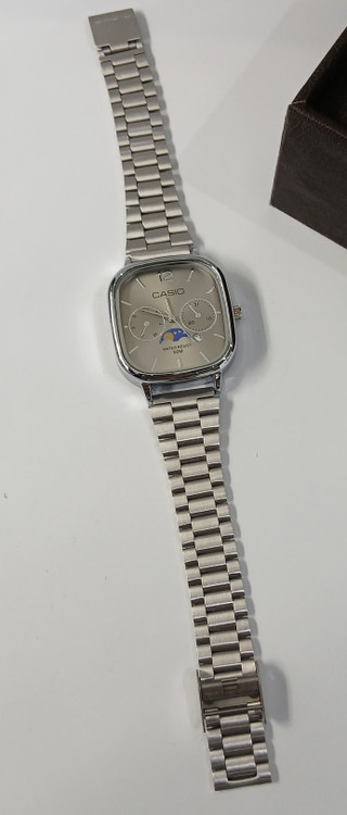 ساعت قیمت مناسب